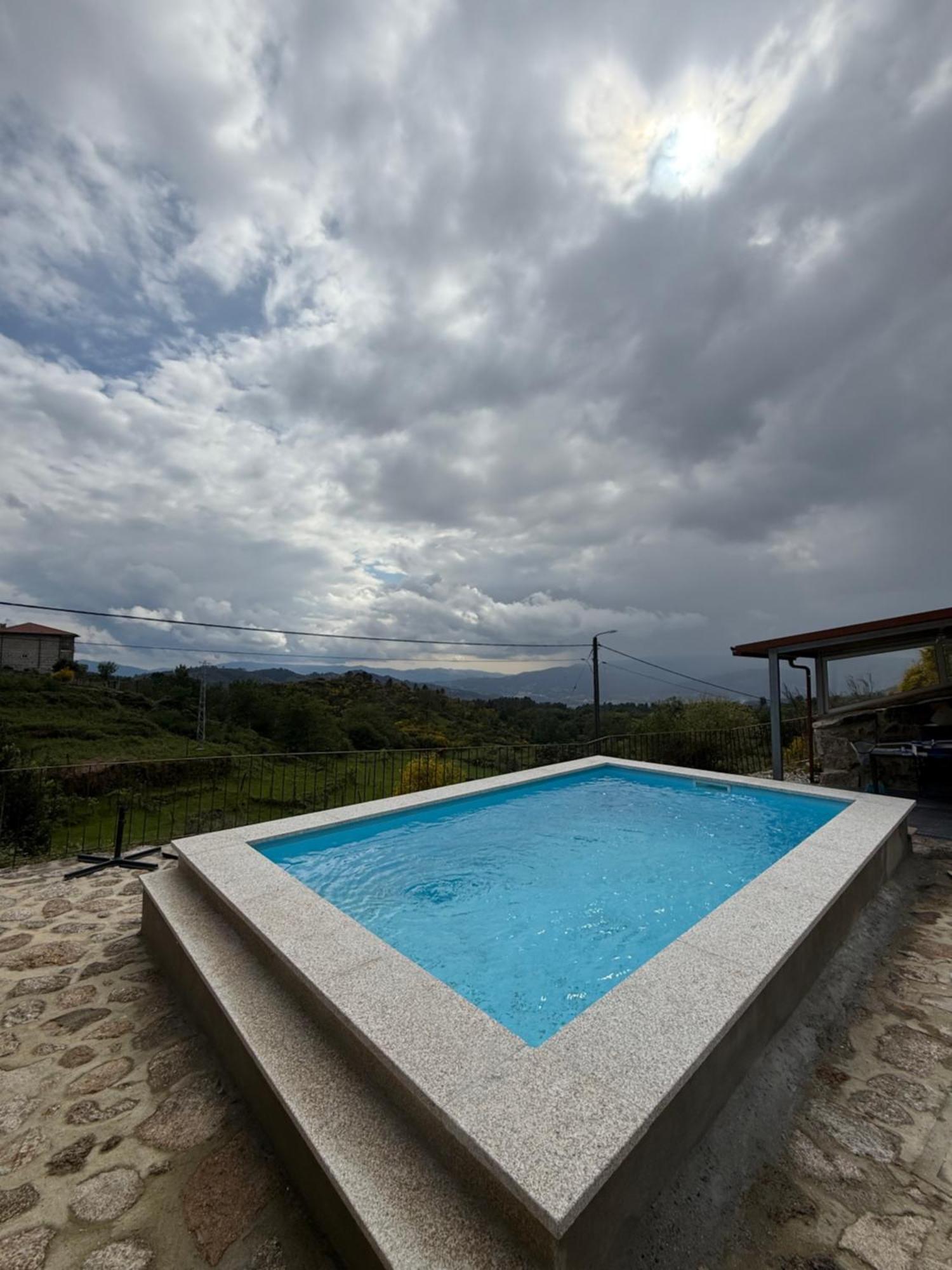 فيلا Casa Poente Piscina Privada اركوس دي فالديفيز المظهر الخارجي الصورة
